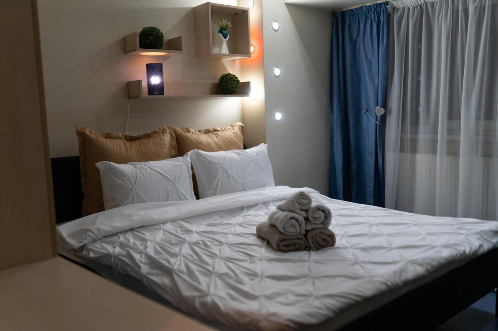 4 Rooms Unirii 47 Бухарест Екстер'єр фото
