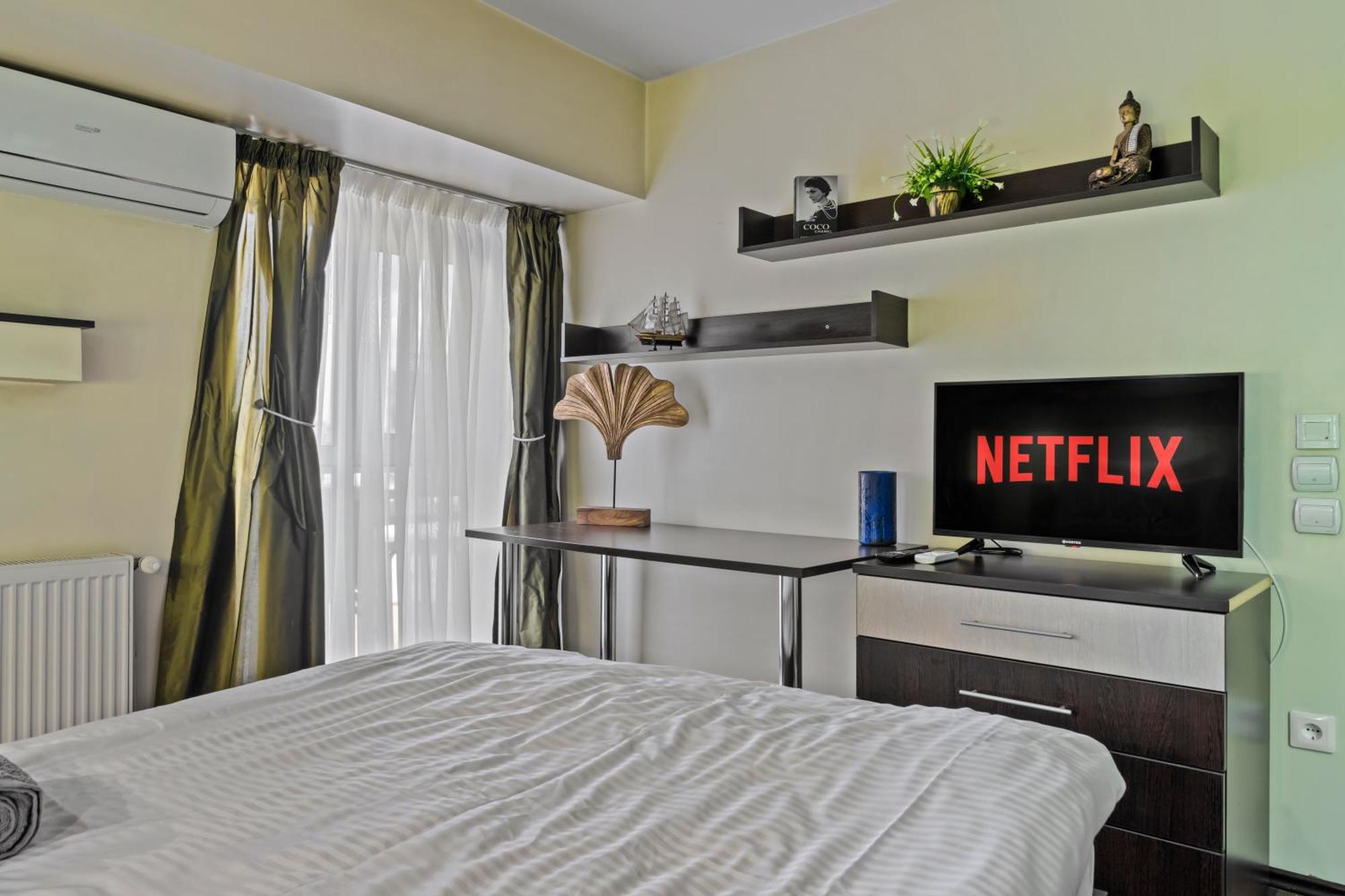 4 Rooms Unirii 47 Бухарест Екстер'єр фото